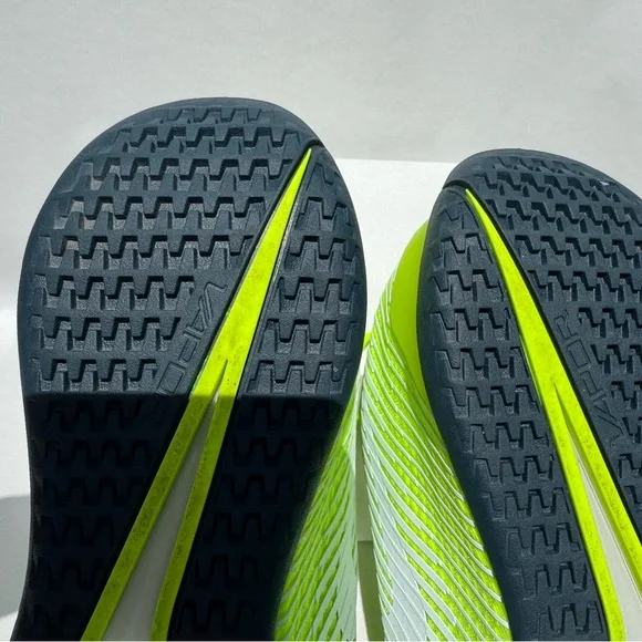 Nike NWOT VOLT court air zoom vapor M S11 - Picture 3 of 12